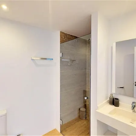 Olimpo - Beachfront Newly Renovated * Fuengirola