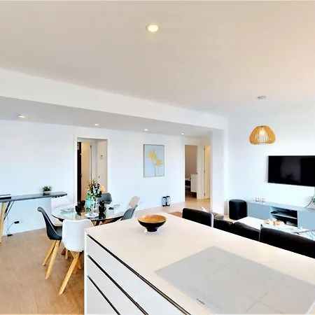 Olimpo - Beachfront Newly Renovated *