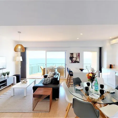 Olimpo - Beachfront Newly Renovated *