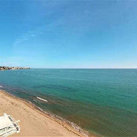 Olimpo - Beachfront Newly Renovated Fuengirola