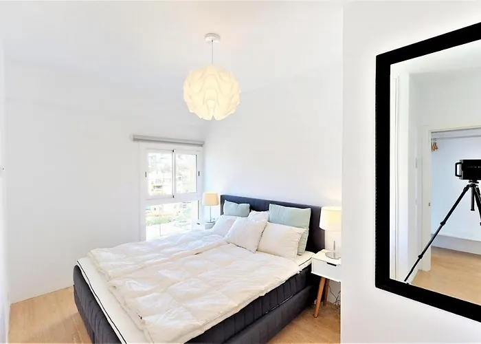 Olimpo - Beachfront Newly Renovated Apartment *