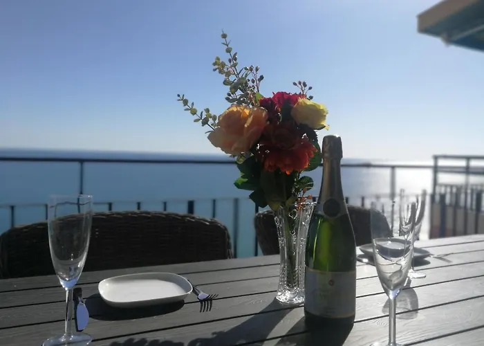 Olimpo - Beachfront Newly Renovated Apartman