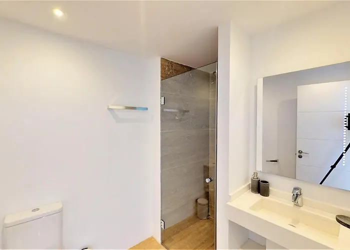 Olimpo - Beachfront Newly Renovated * Fuengirola