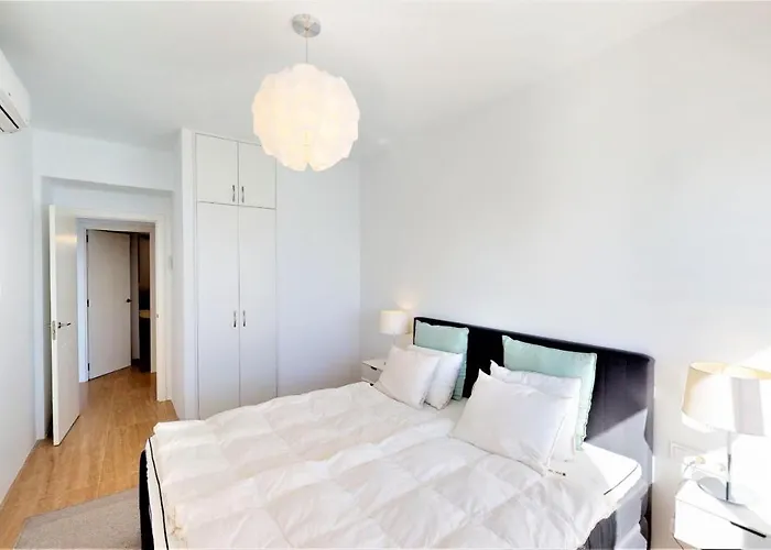 Olimpo - Beachfront Newly Renovated *