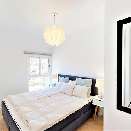 Olimpo - Beachfront Newly Renovated شقة *
